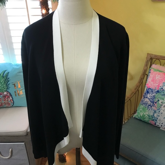 Eileen Fisher Angled Jacket Black/White Size M 20”x 27” - Picture 10 of 13